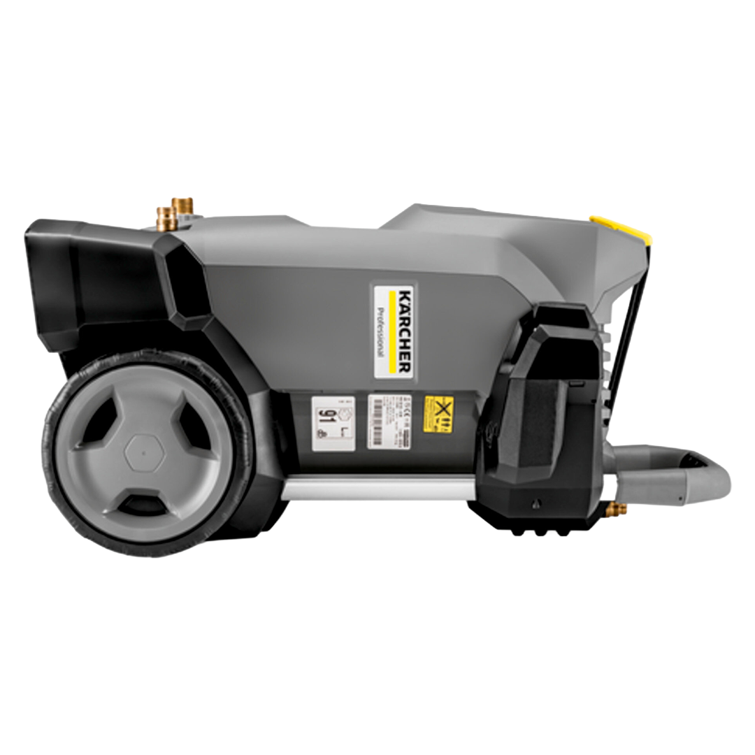 Hidrolimpiadora Karcher HD 6 15 M operando en posicion horizontal.