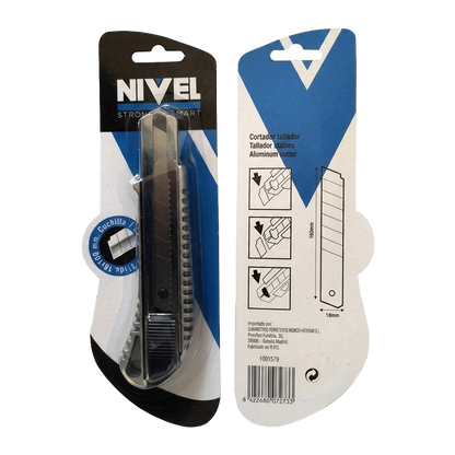 Primer plano del mecanismo de autobloqueo y la guía de acero inoxidable del cúter de aluminio Nivel, mostrando la cuchilla de 18 mm extendida.
