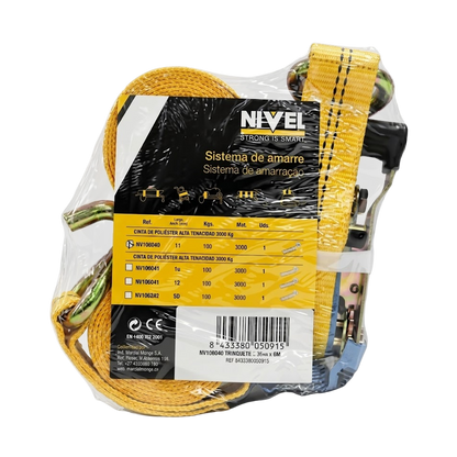 Primer plano del gancho cerrado de seguridad del trincaje Nivel, diseñado para un anclaje inamovible en transporte pesado.