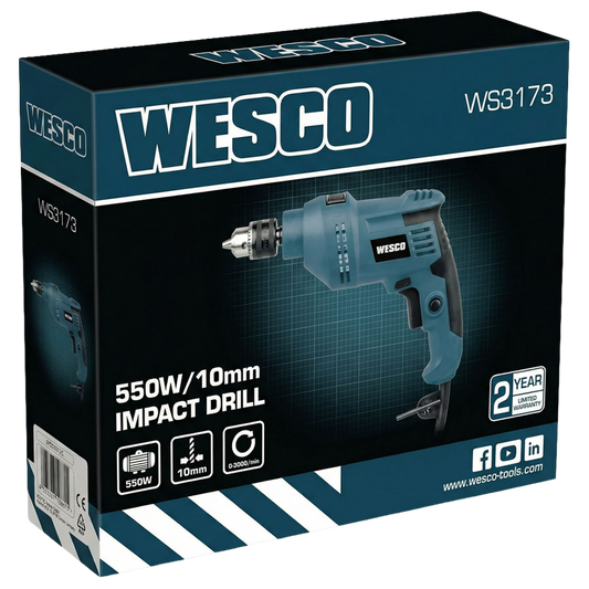 Taladro percutor Wesco 550W acompañado por su llave de ajuste de portabrocas.