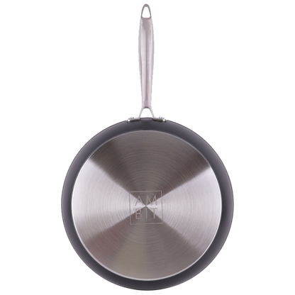 Detalle del fondo difusor Full Induction para cocina de induccion en sarten Ambit