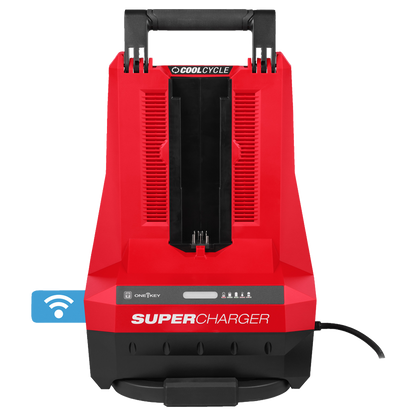 Cargador industrial Milwaukee MX FUEL con refrigeracion activa COOL-CYCLE y ONE-KEY.
