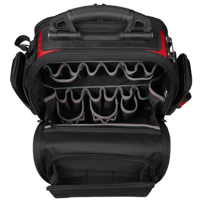 Mochila portaherramientas de tejido balistico Milwaukee PACKOUT con correas acolchadas.