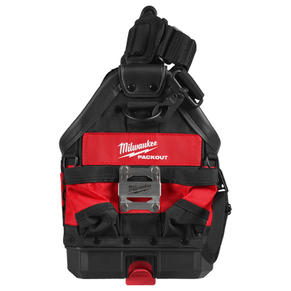 Detalle de los compartimentos y la compatibilidad modular PACKOUT de Milwaukee.