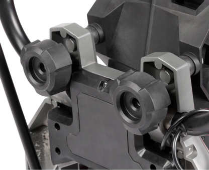 Regla vibradora a batería Milwaukee MX FUEL con asas plegables para hormigón