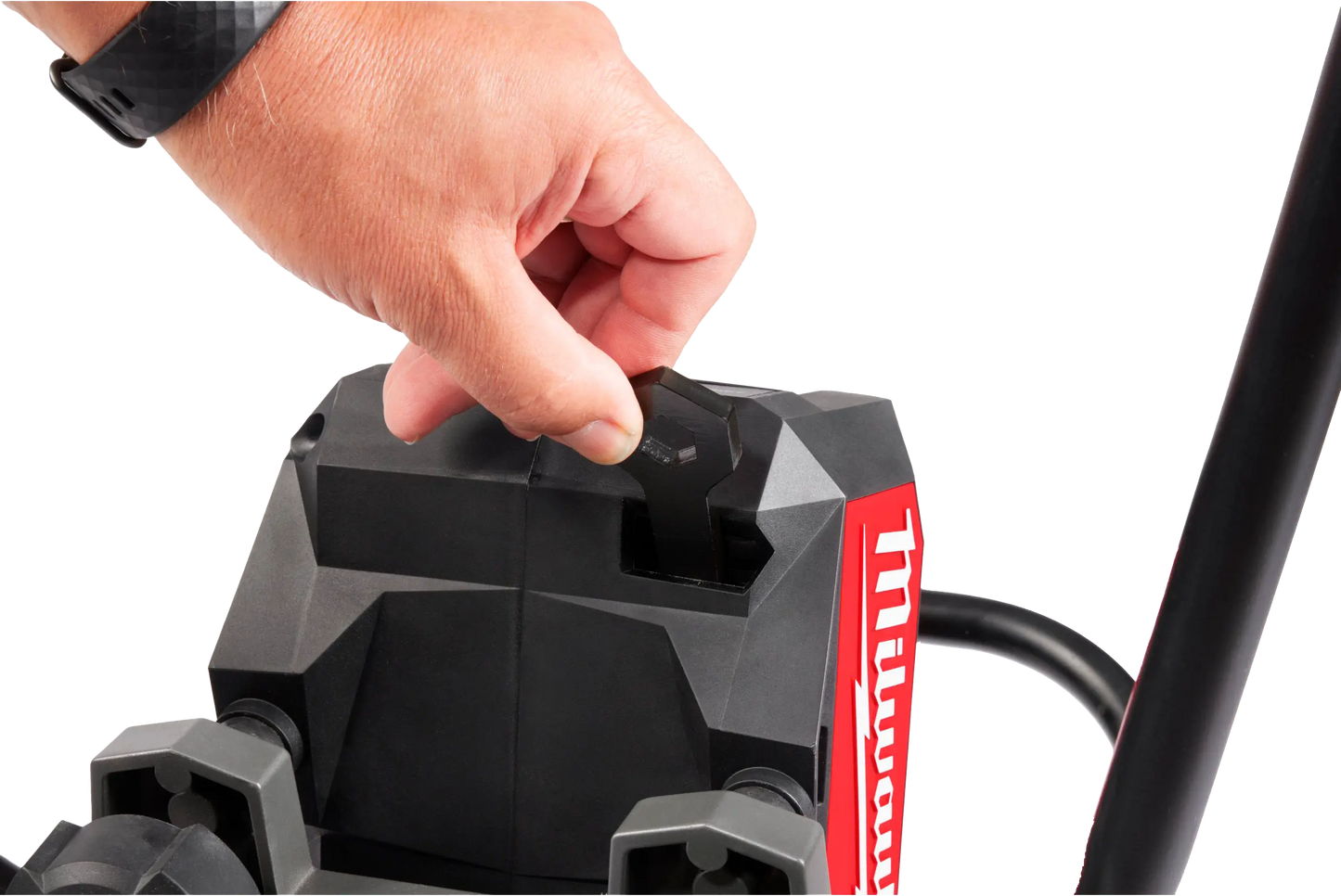 Regla vibradora a batería Milwaukee MX FUEL con asas plegables para hormigón