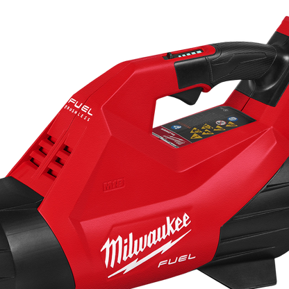 Soplador profesional Milwaukee M18 FBLG3-0 de 18V para limpieza de obras y jardin.