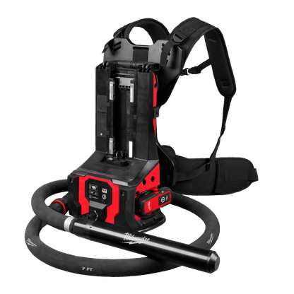 Vibrador de hormigón Milwaukee MX FUEL en mochila con mando a distancia